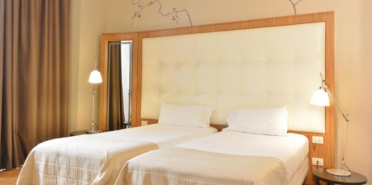 Italiana Hotels Milan Rho Fair Esterno foto
