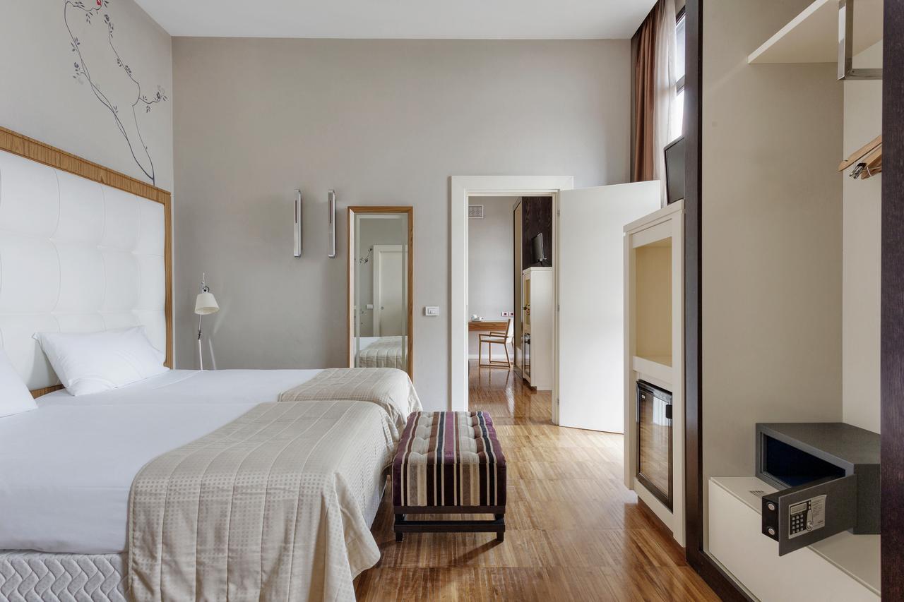 Italiana Hotels Milan Rho Fair Esterno foto