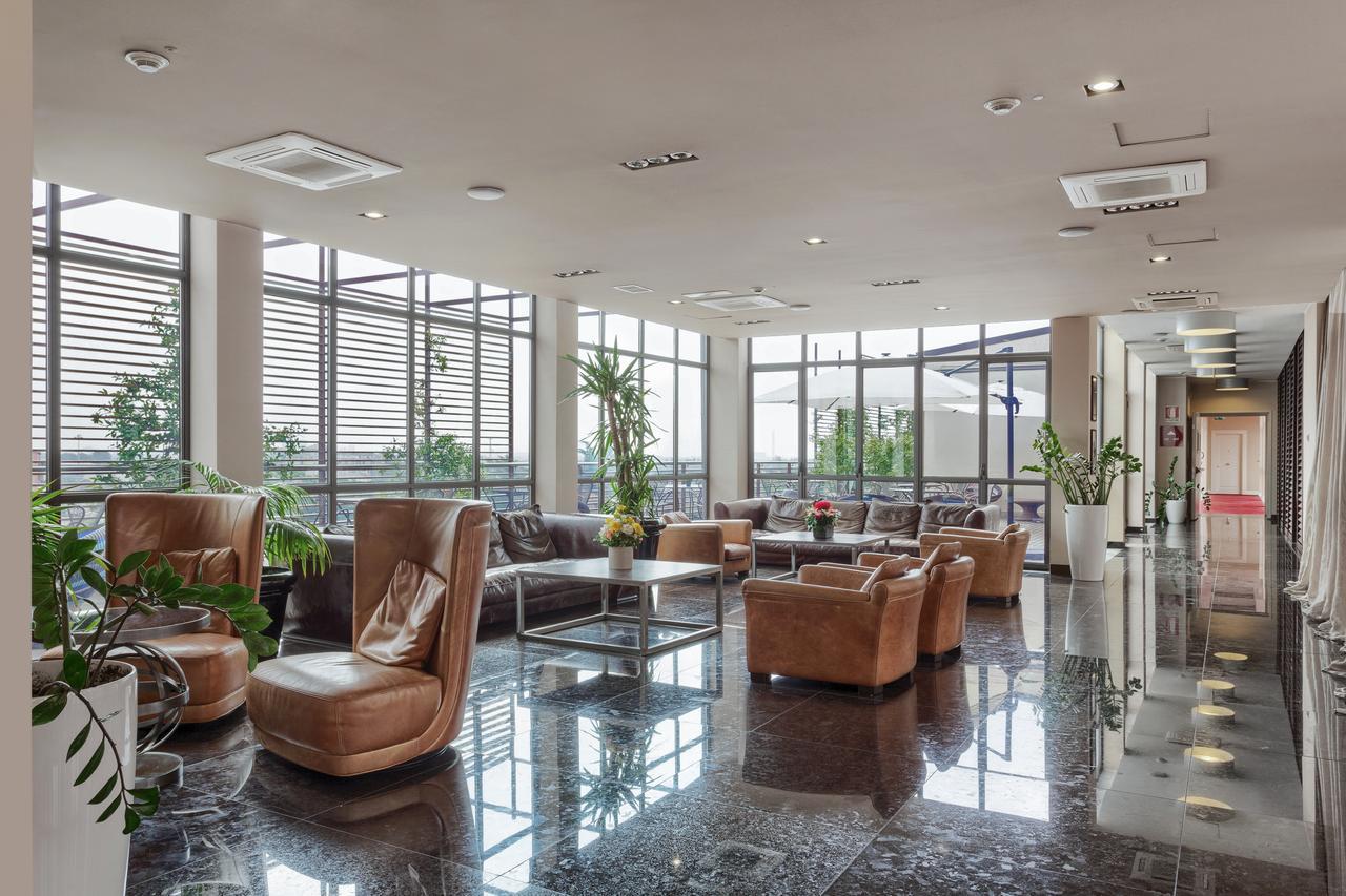 Italiana Hotels Milan Rho Fair Esterno foto