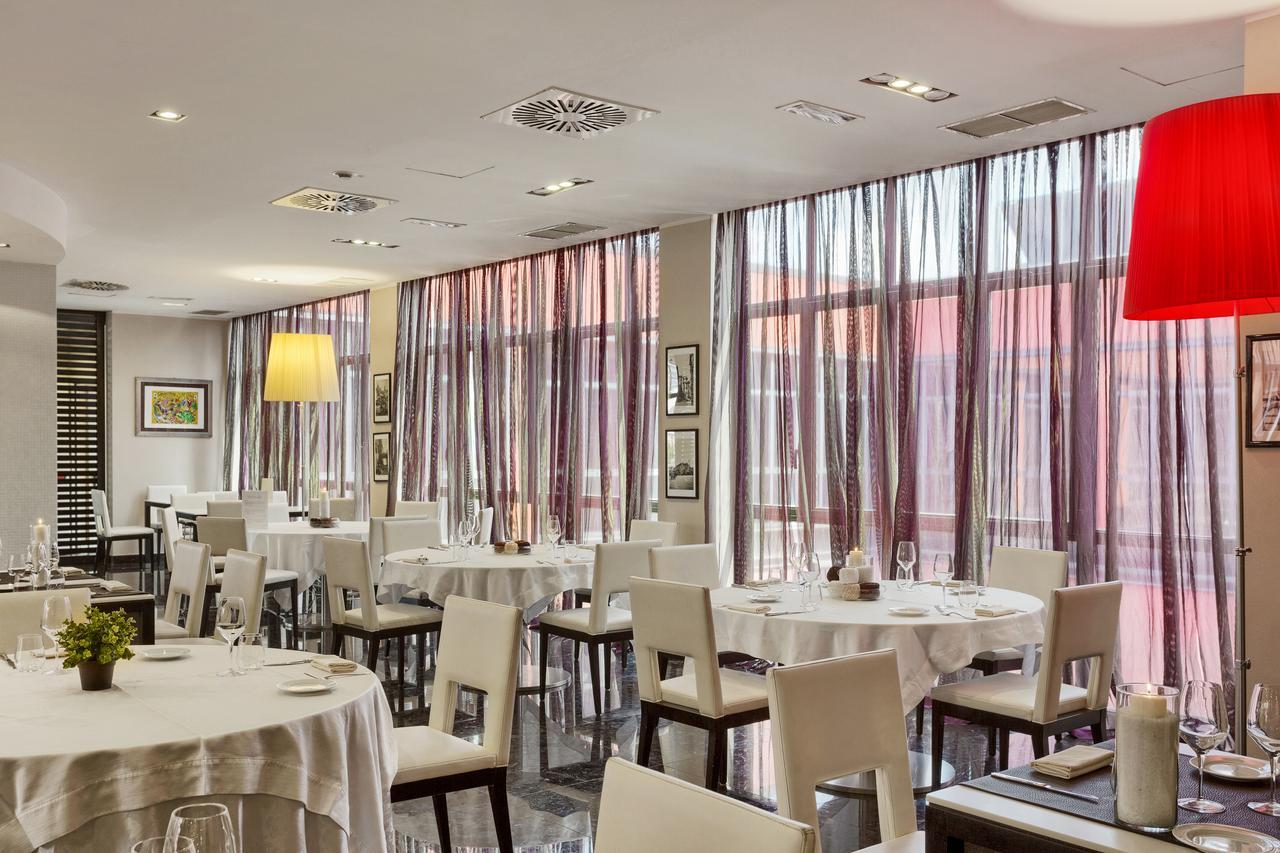 Italiana Hotels Milan Rho Fair Esterno foto